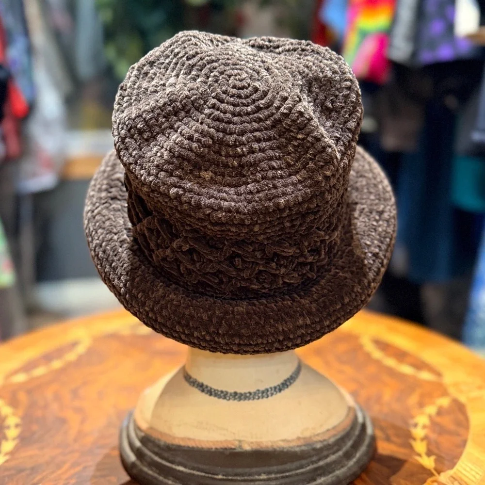 Brown VTG Crochet Knit Chenille Bucket Hat‎ Textured Boho Chic